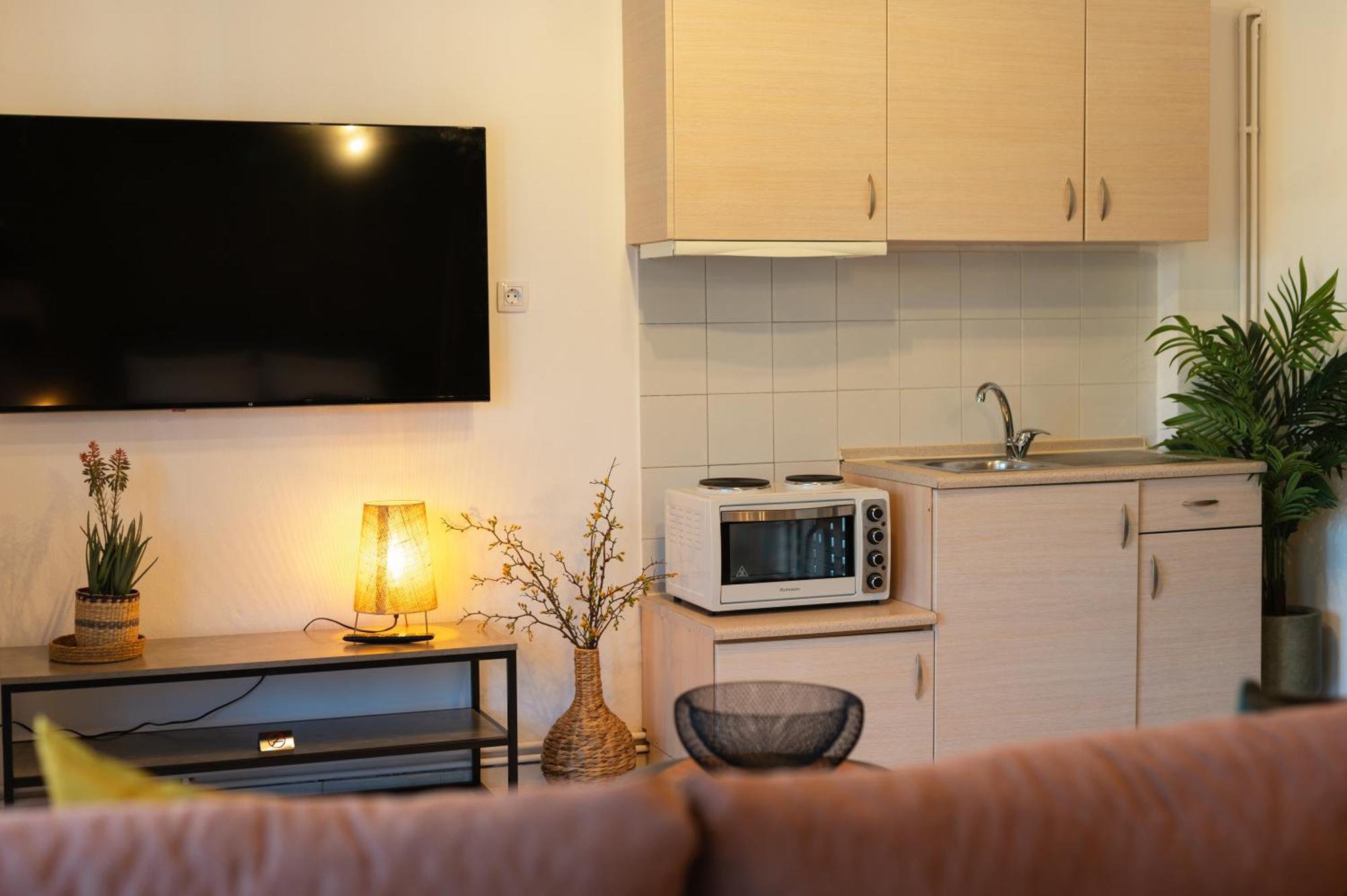 Gardens Of Babylon Suite By Heaven'S Hall Luxury Suites Alexandroupoli Exterior foto